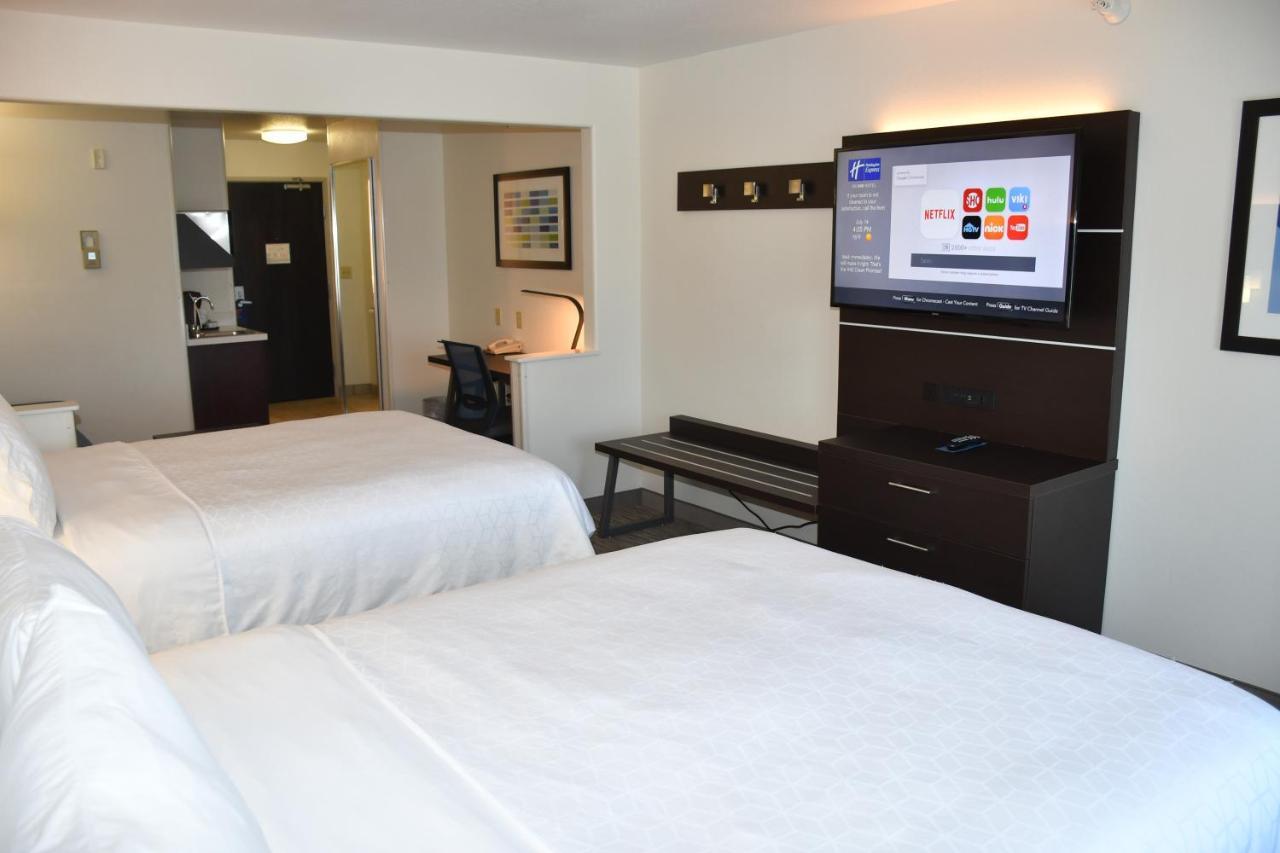 Holiday Inn Express Hotel & Suites Evanston By Ihg Pokój zdjęcie
