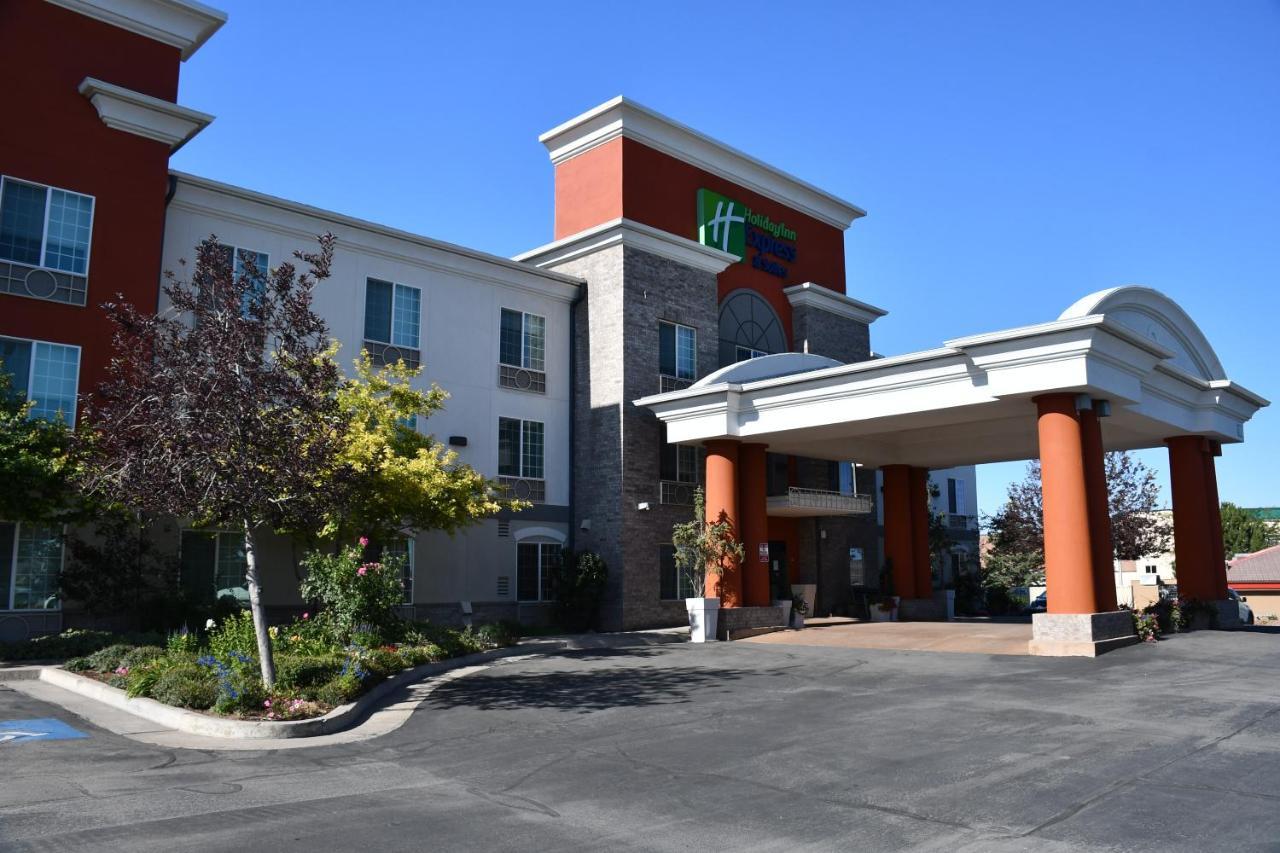 Holiday Inn Express Hotel & Suites Evanston By Ihg Zewnętrze zdjęcie