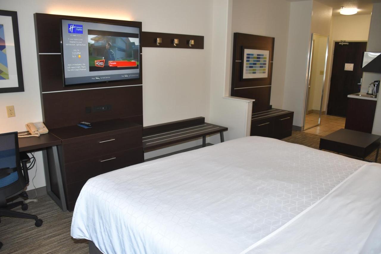 Holiday Inn Express Hotel & Suites Evanston By Ihg Pokój zdjęcie
