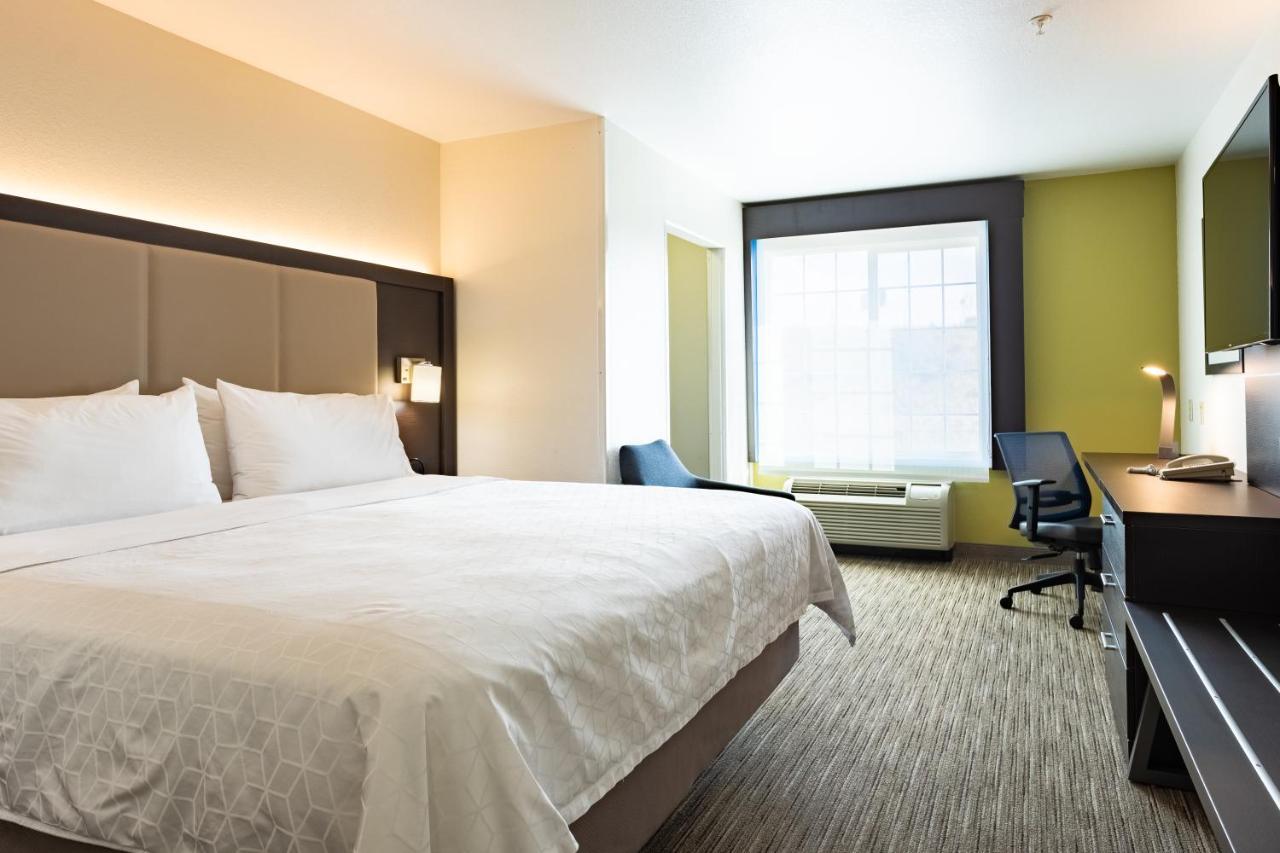 Holiday Inn Express Hotel & Suites Evanston By Ihg Zewnętrze zdjęcie