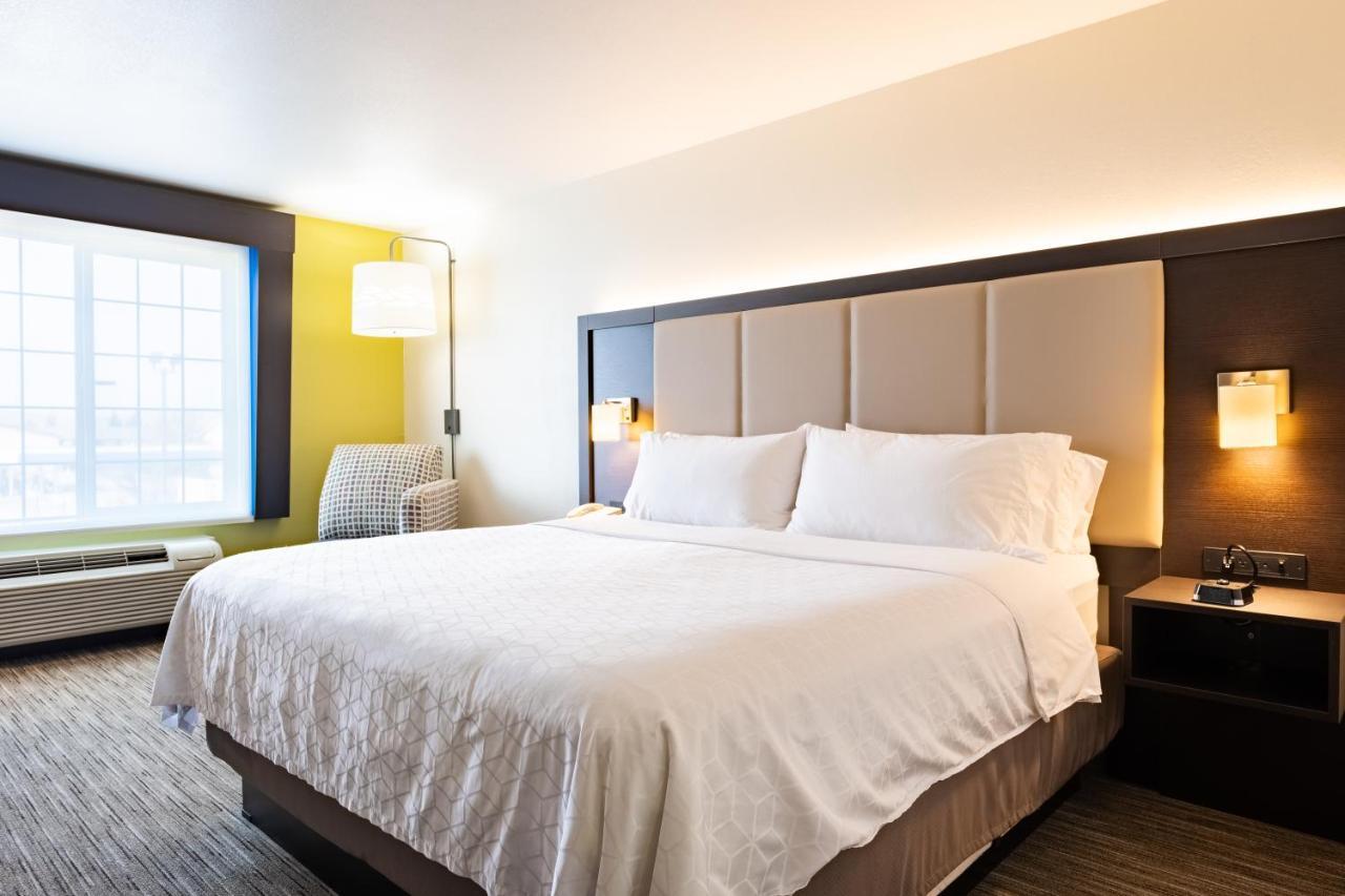 Holiday Inn Express Hotel & Suites Evanston By Ihg Zewnętrze zdjęcie