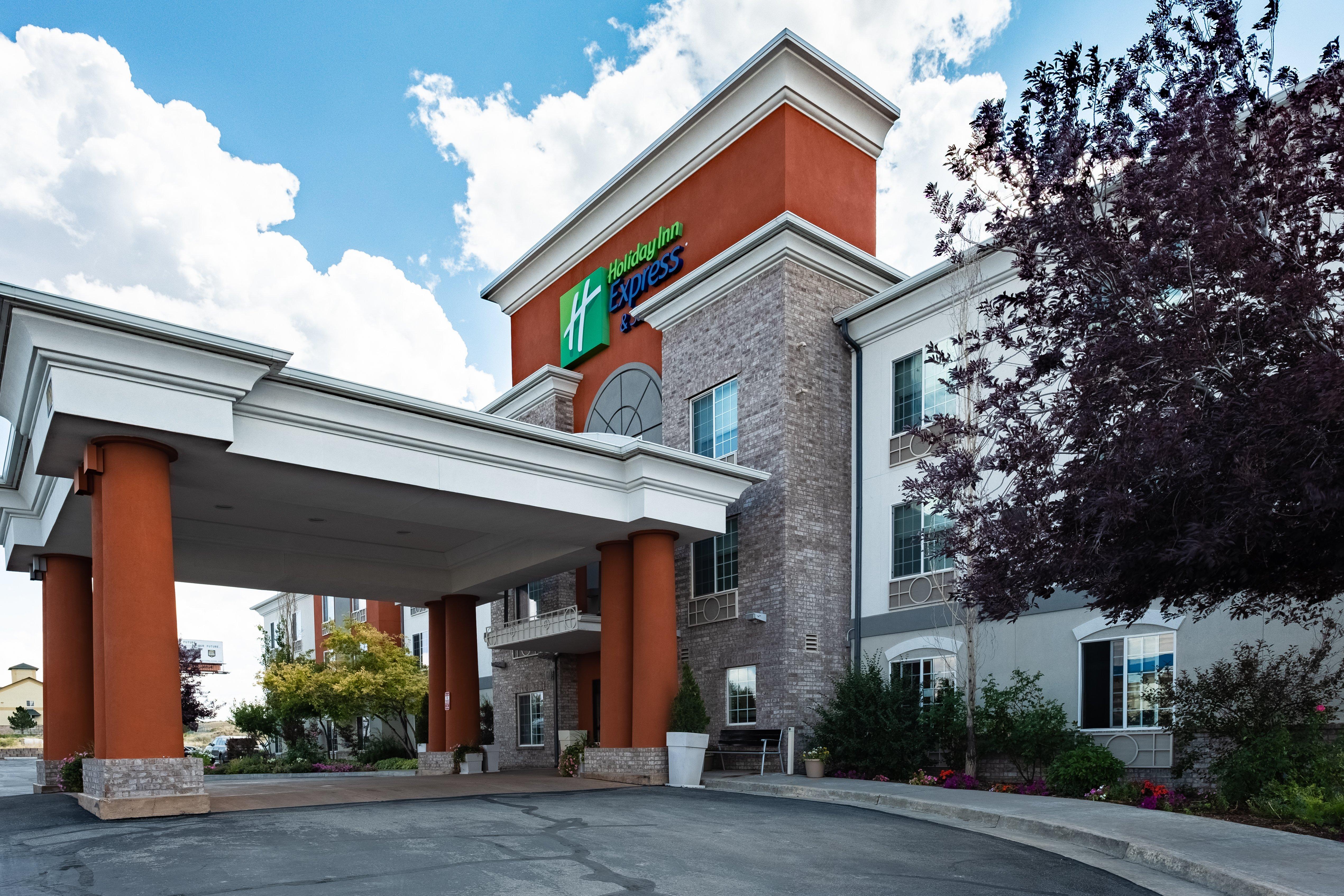 Holiday Inn Express Hotel & Suites Evanston By Ihg Zewnętrze zdjęcie