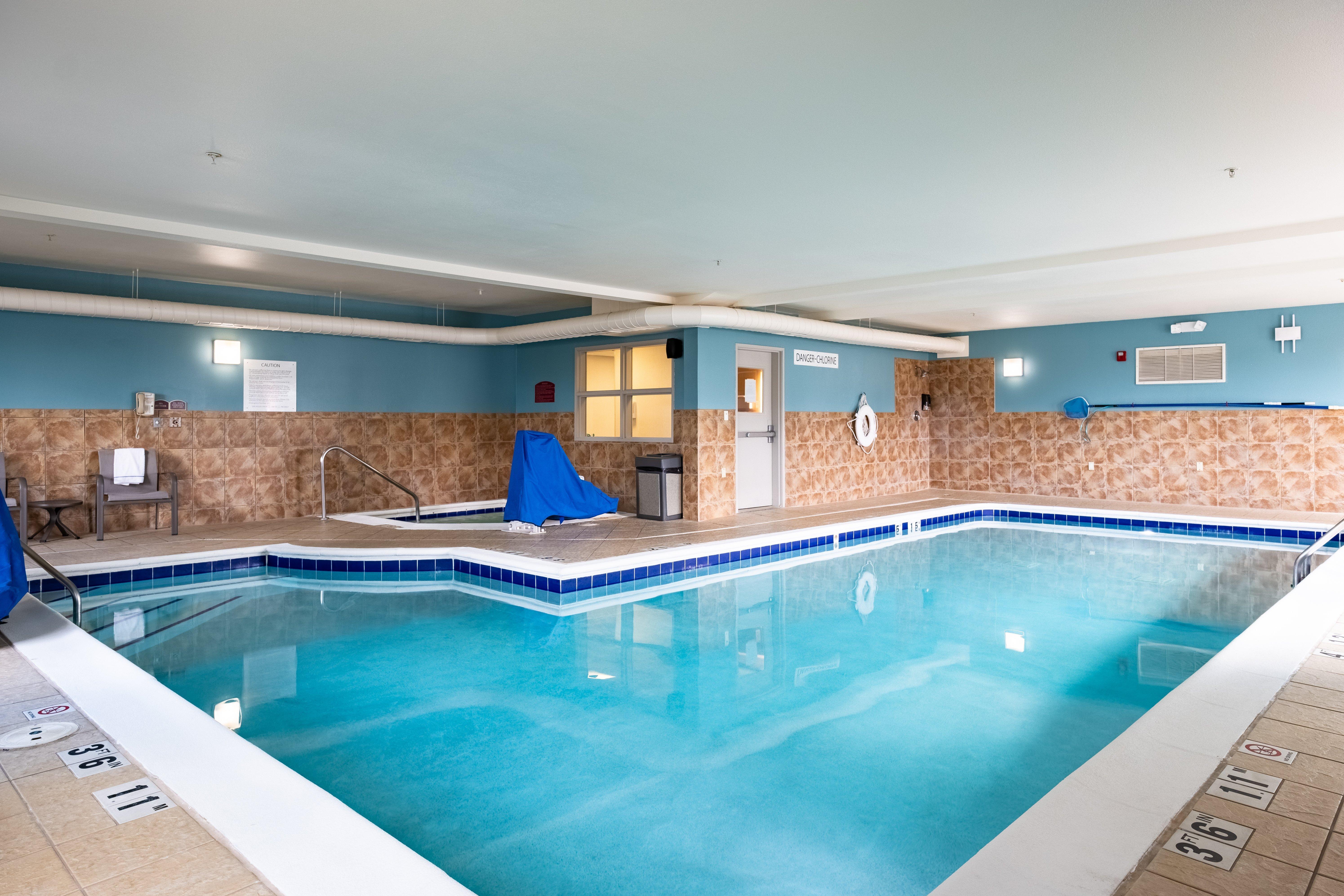 Holiday Inn Express Hotel & Suites Evanston By Ihg Zewnętrze zdjęcie