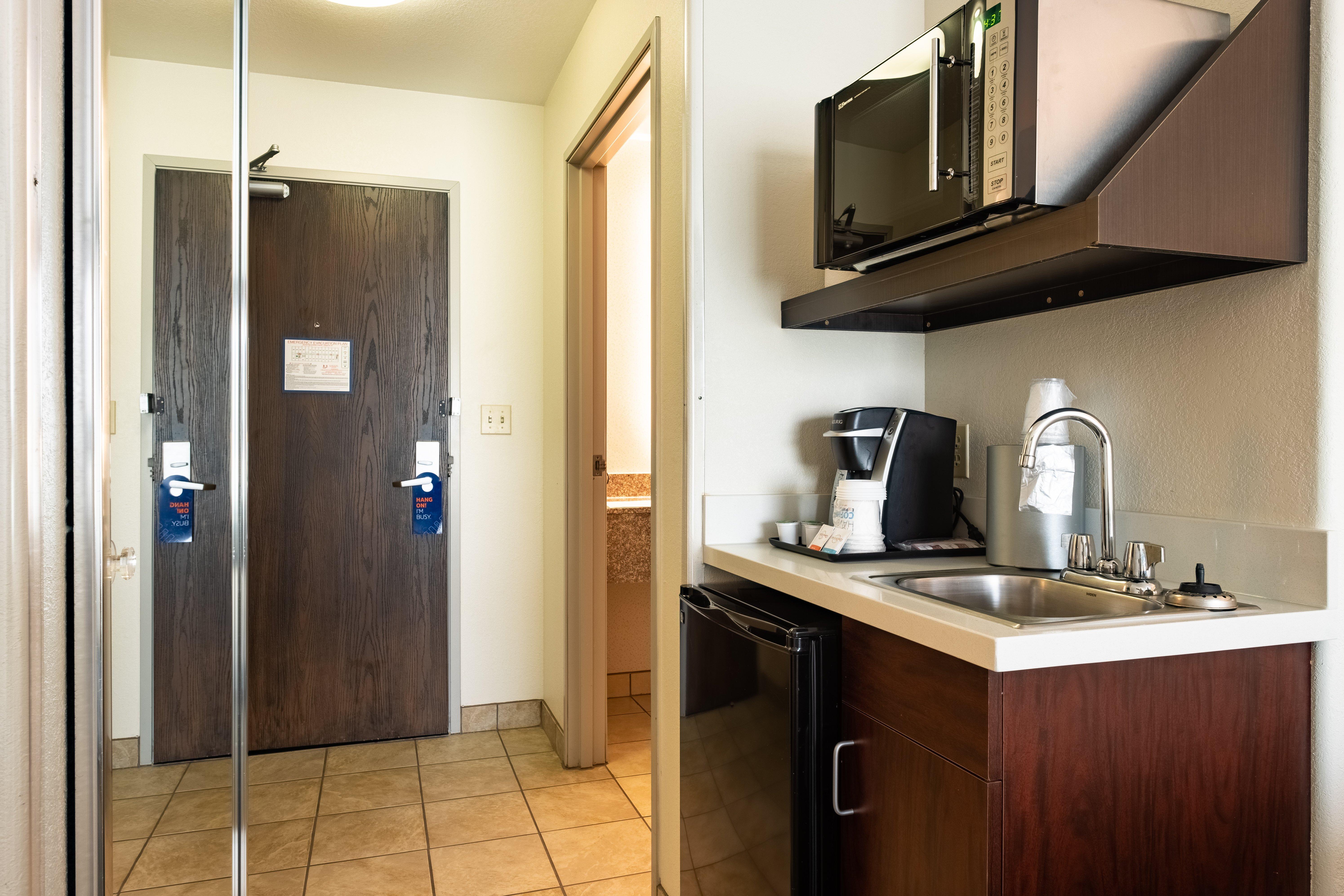 Holiday Inn Express Hotel & Suites Evanston By Ihg Zewnętrze zdjęcie