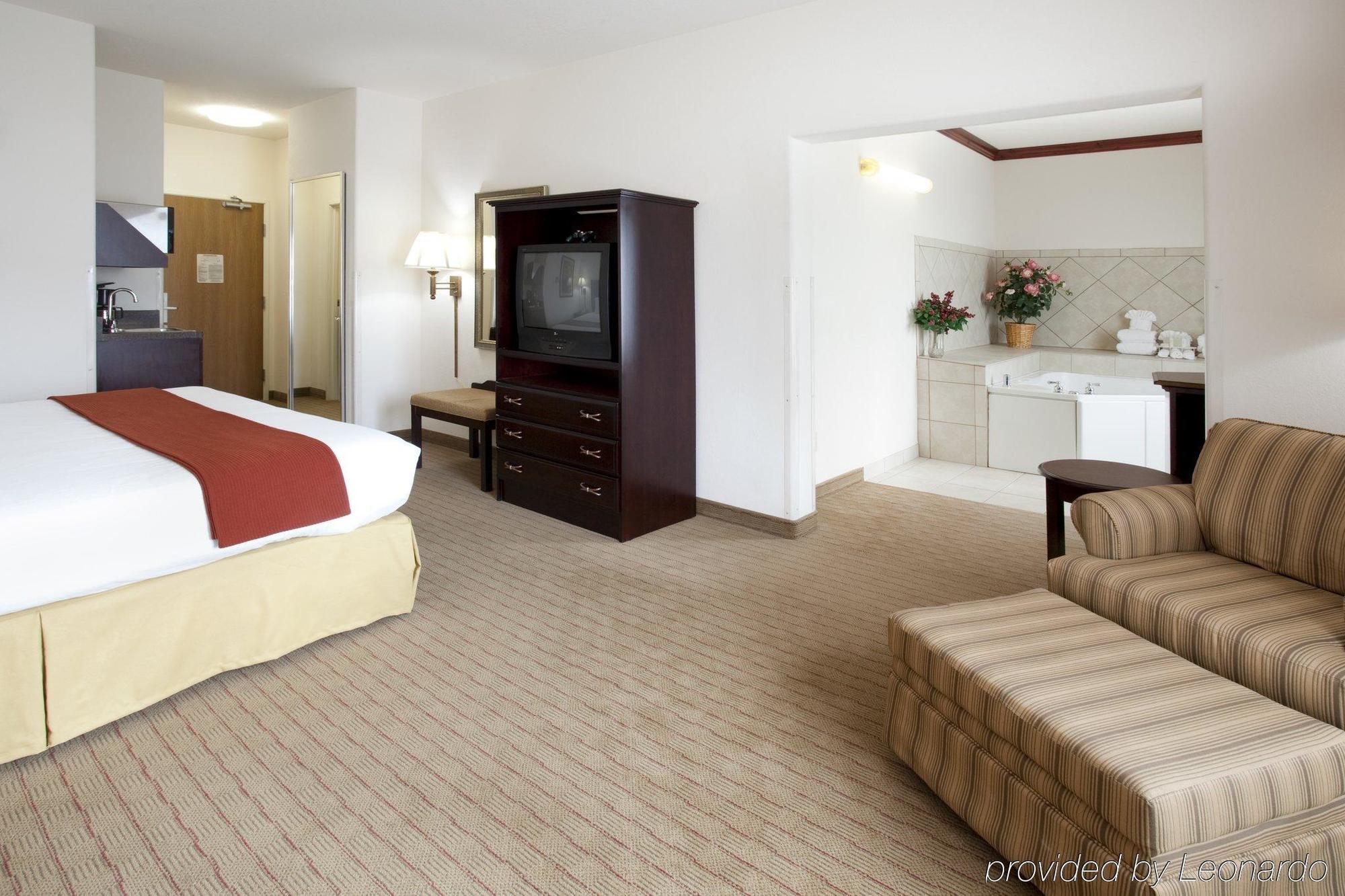 Holiday Inn Express Hotel & Suites Evanston By Ihg Pokój zdjęcie