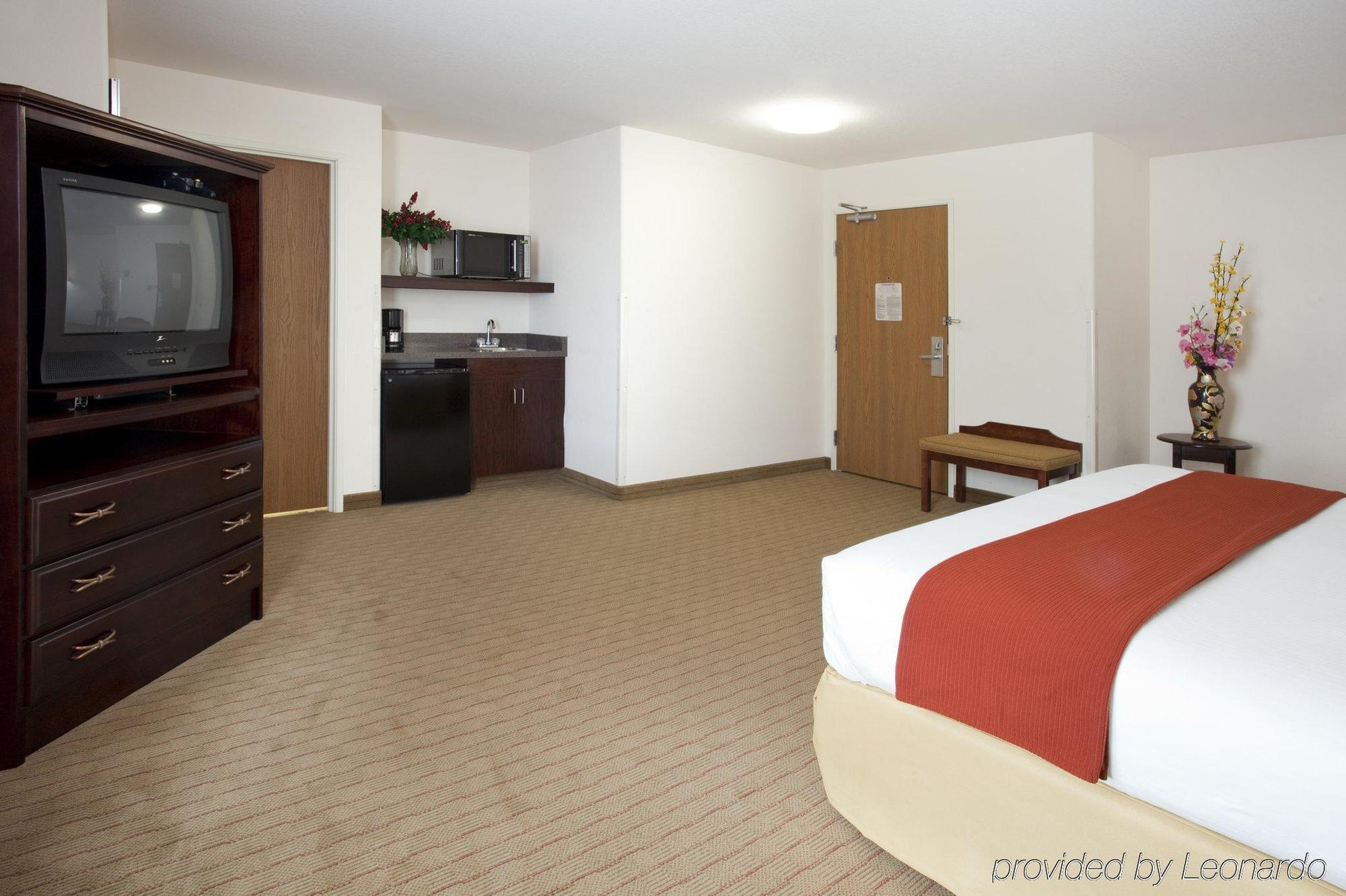 Holiday Inn Express Hotel & Suites Evanston By Ihg Pokój zdjęcie