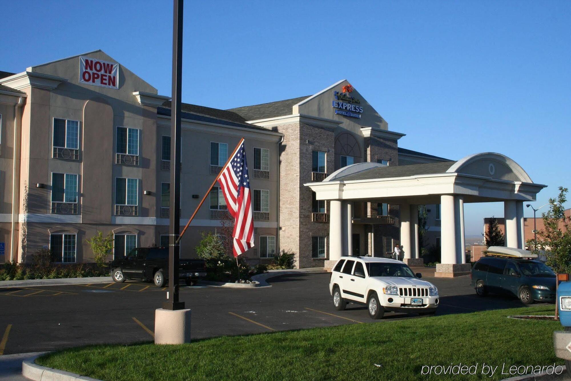 Holiday Inn Express Hotel & Suites Evanston By Ihg Zewnętrze zdjęcie